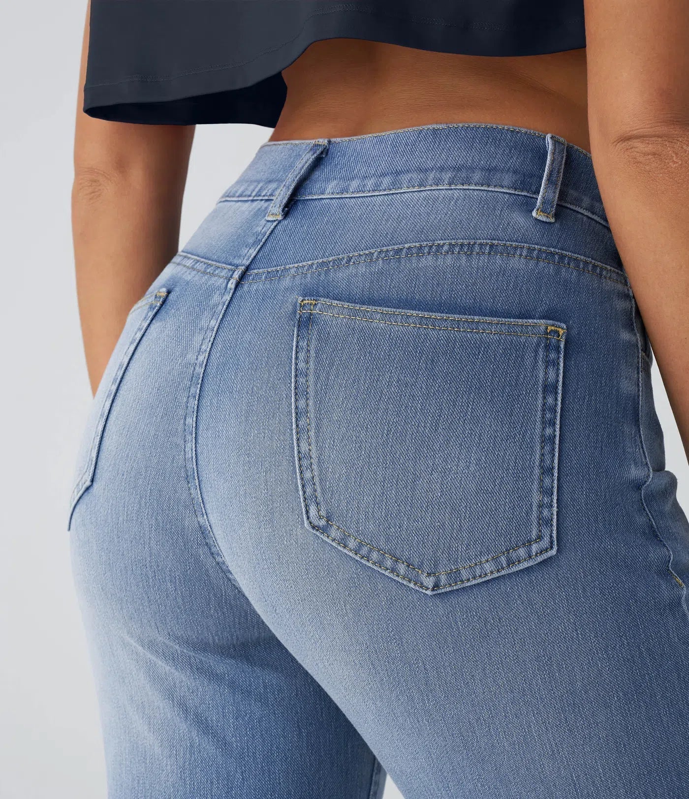 Bequeme Hose mit Hohem Bund und Elastischem Material