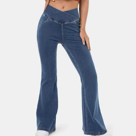 Hochtaillierte, ausgestellte Jeanshose