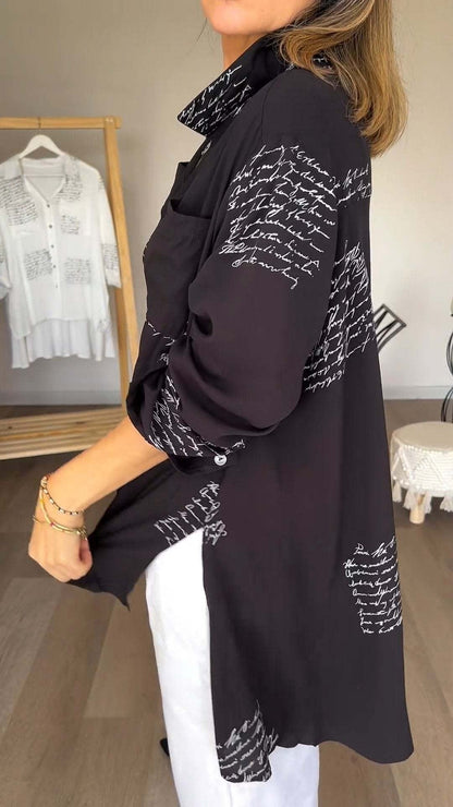 Button-Up Chemise mit handschriftlichem Design