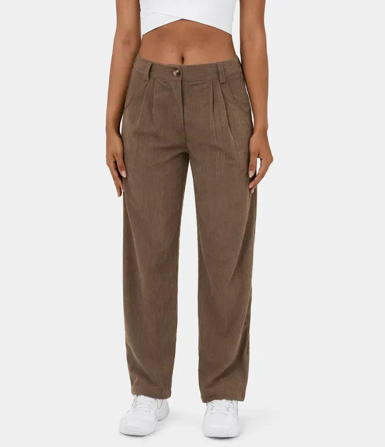 Figurbetonte Relaxhose mit weitem Bein