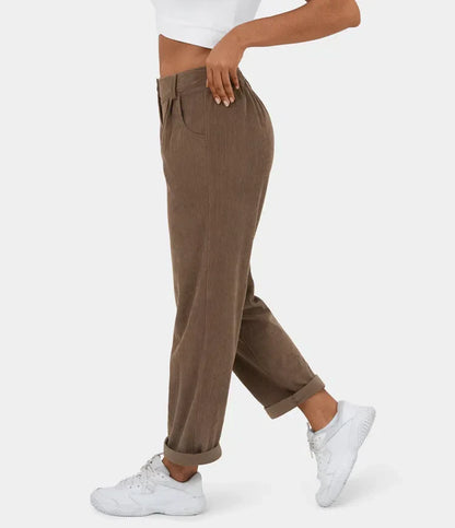 Figurbetonte Relaxhose mit weitem Bein