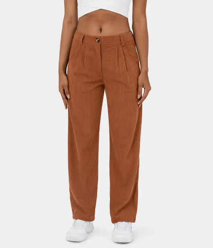 Figurbetonte Relaxhose mit weitem Bein