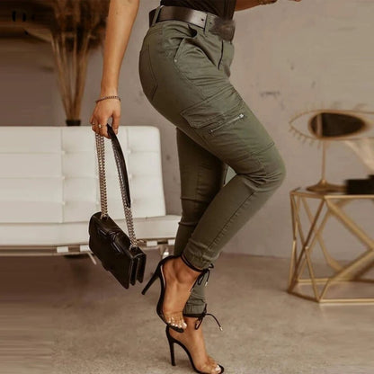 Trendige Damen-Cargojeans