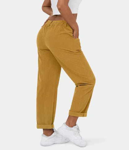 Figurbetonte Relaxhose mit weitem Bein